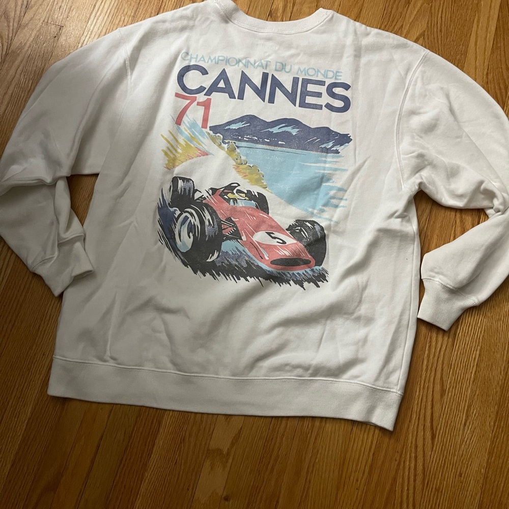 White Graphic Oversized Sweatshirt